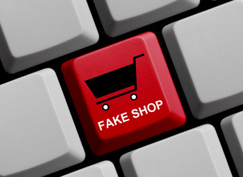 Das Bild zeigt eine Tastatur mit der Aufschrift "Fakeshop"